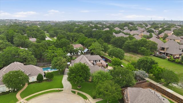 8953 Stratford Drive, North Richland Hills, TX 76182