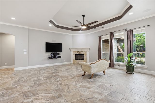 8953 Stratford Drive, North Richland Hills, TX 76182