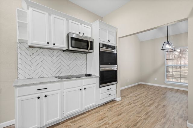 894 Tate Street, Mansfield, TX 76063