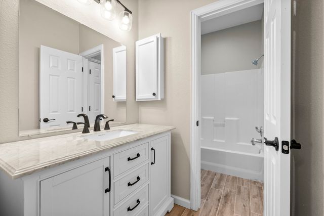 894 Tate Street, Mansfield, TX 76063