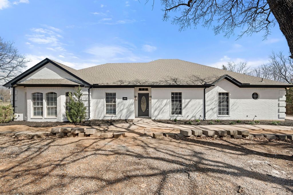 894 Tate Street, Mansfield, TX 76063
