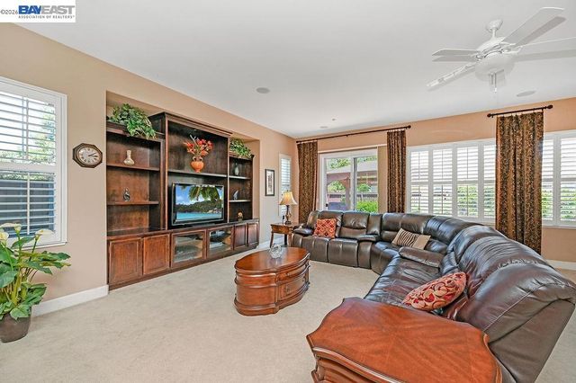 1236 Sheldon Dr, Brentwood, CA 94513