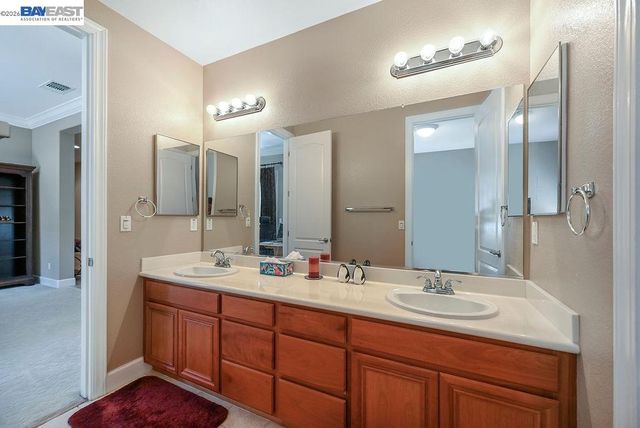 1236 Sheldon Dr, Brentwood, CA 94513