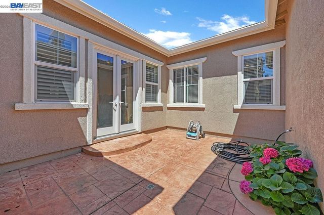 1236 Sheldon Dr, Brentwood, CA 94513
