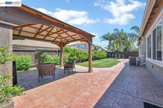 1236 Sheldon Dr, Brentwood, CA 94513