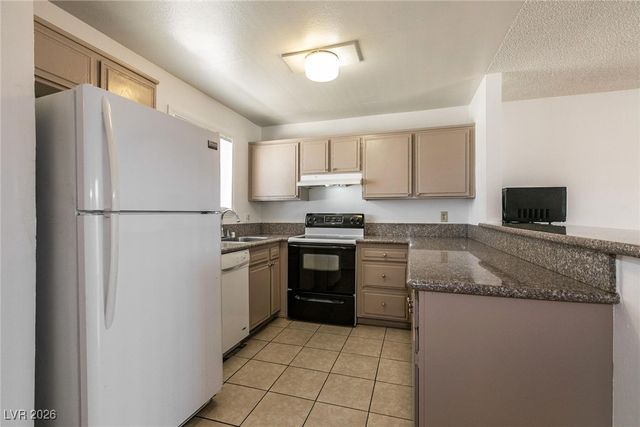 5404 Swenson Street 34, Las Vegas, NV 89119