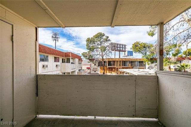 5404 Swenson Street 34, Las Vegas, NV 89119