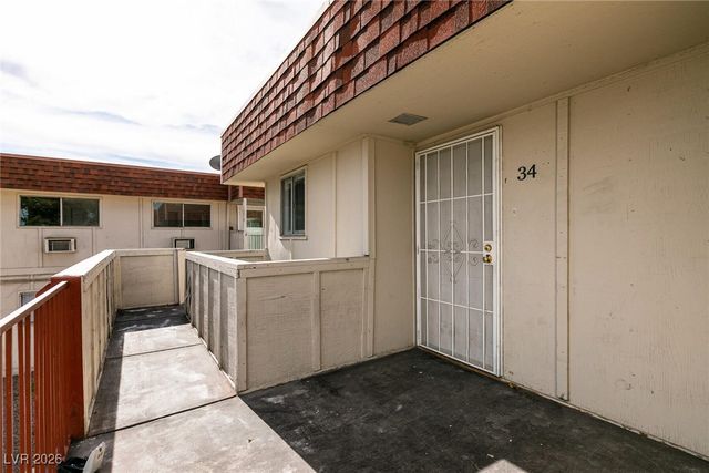 5404 Swenson Street 34, Las Vegas, NV 89119