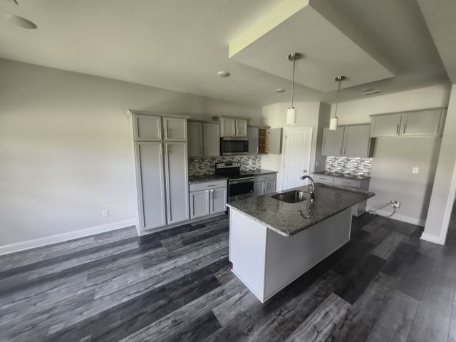 362 Crusaw Dr, Clarksville, TN 37043