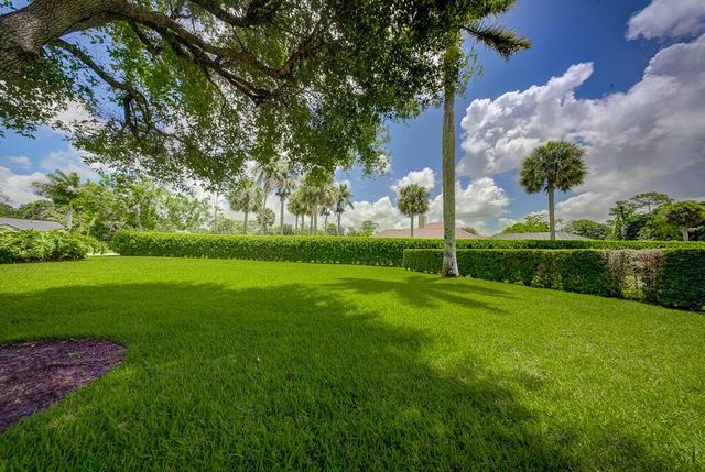 13406 Doubletree Circle, Wellington, FL 33414
