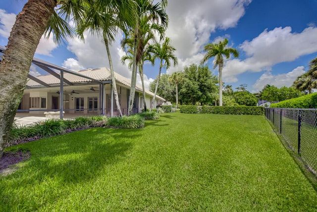 13406 Doubletree Circle, Wellington, FL 33414