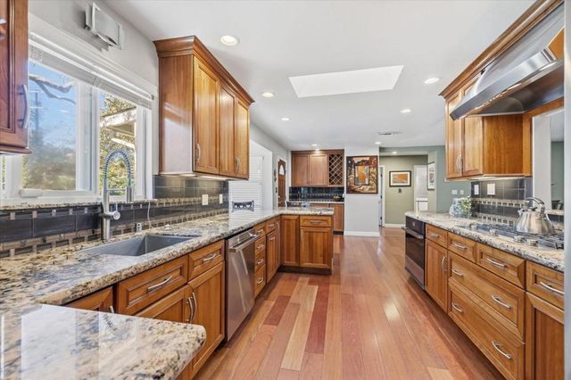 224 Sierra Vista Court, Aptos, CA 95003