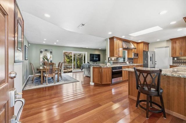 224 Sierra Vista Court, Aptos, CA 95003