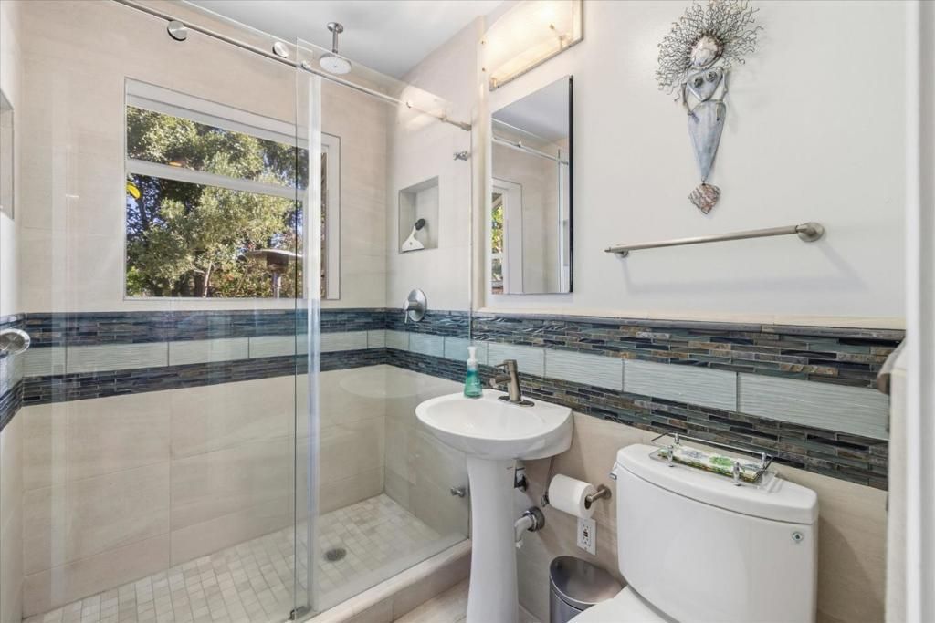 Image 17 of property listing at 224 Sierra Vista Court, Aptos, CA 95003