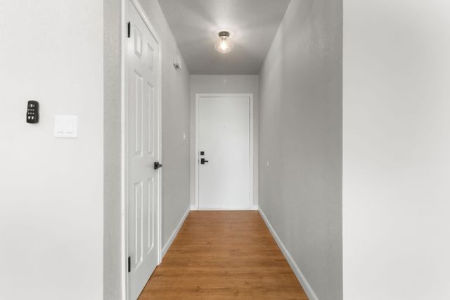 414 Hallmark Drive, Arlington, TX 76011