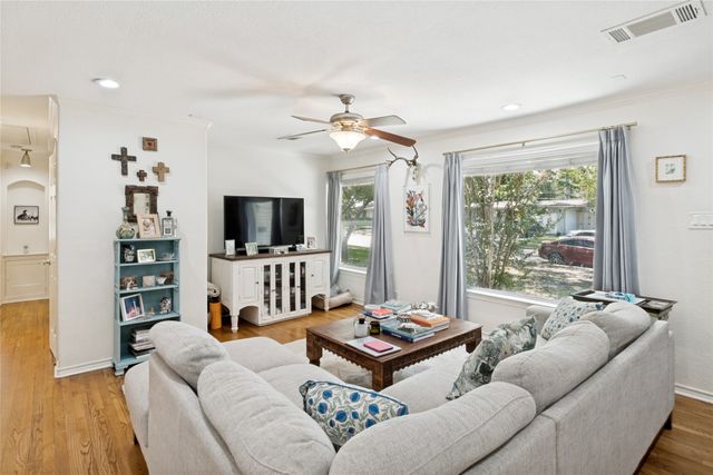 4017 Beechwood Lane, Dallas, TX 75220