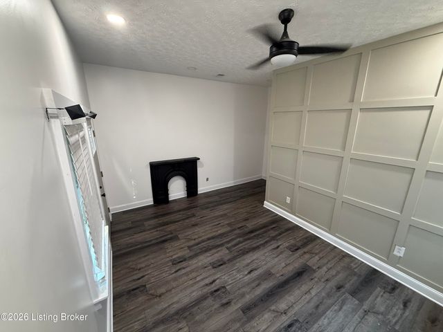 652 Lynn St, Louisville, KY 40217