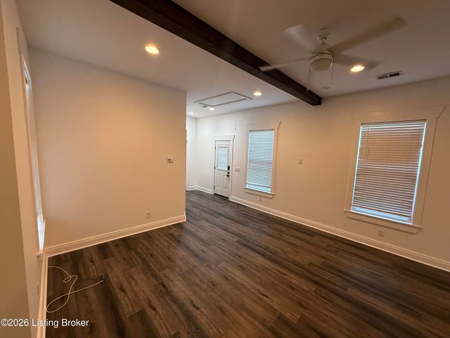 652 Lynn St, Louisville, KY 40217