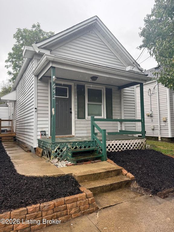 652 Lynn St, Louisville, KY 40217