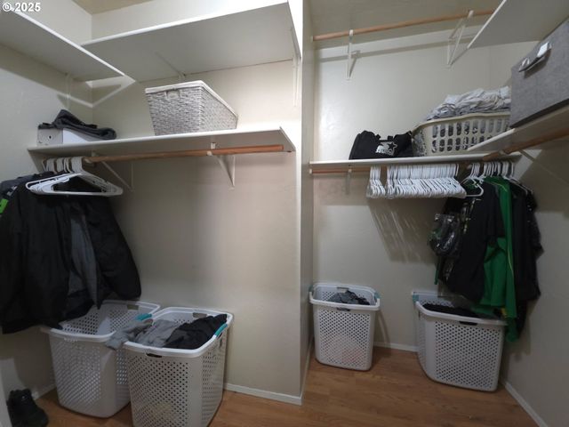 340 KALAPUYA Way, Cottage Grove, OR 97424