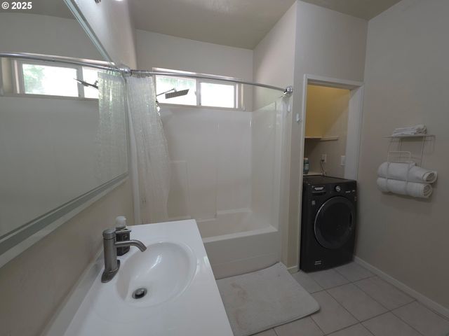 340 KALAPUYA Way, Cottage Grove, OR 97424