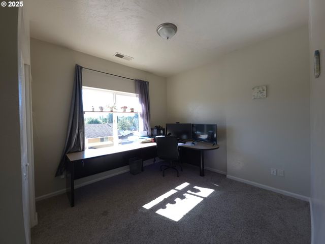 340 KALAPUYA Way, Cottage Grove, OR 97424