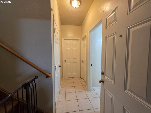 340 KALAPUYA Way, Cottage Grove, OR 97424