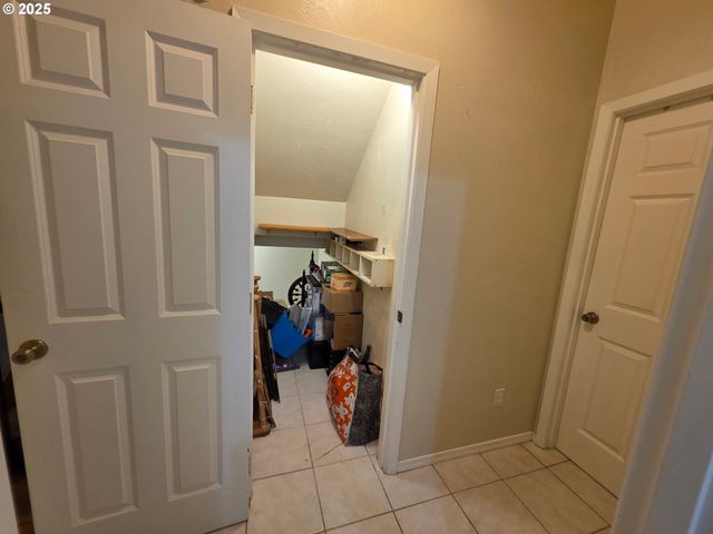 340 KALAPUYA Way, Cottage Grove, OR 97424