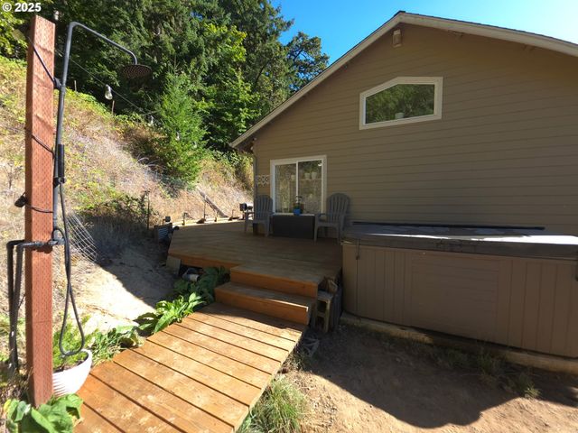 340 KALAPUYA Way, Cottage Grove, OR 97424