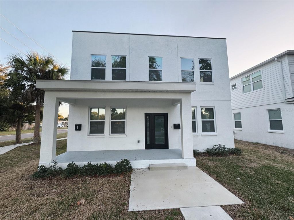 6900 DARTMOUTH AVENUE N, St Petersburg, FL 33710