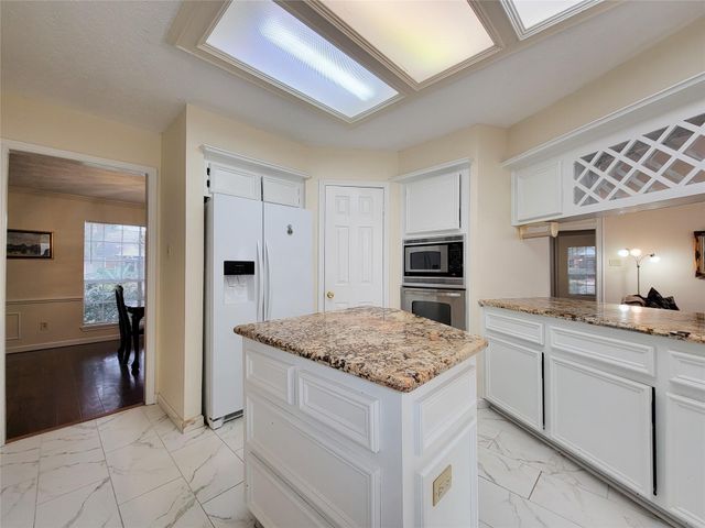 3926 Felicia Drive, Sugar Land, TX 77479