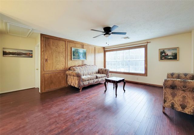 3926 Felicia Drive, Sugar Land, TX 77479