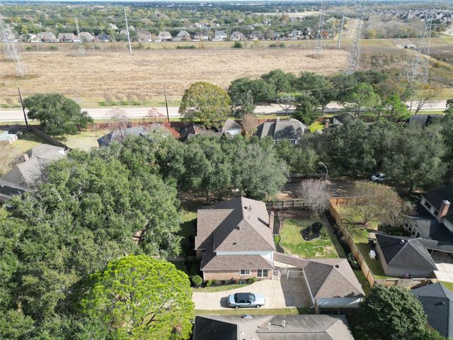 3926 Felicia Drive, Sugar Land, TX 77479