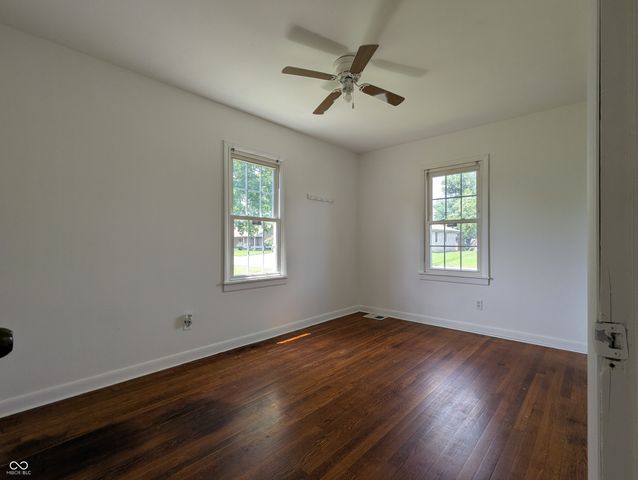 107 W Freeman Avenue, Seymour, IN 47274
