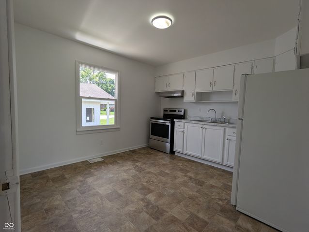 107 W Freeman Avenue, Seymour, IN 47274
