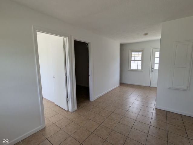 107 W Freeman Avenue, Seymour, IN 47274