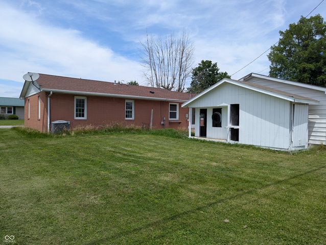 107 W Freeman Avenue, Seymour, IN 47274