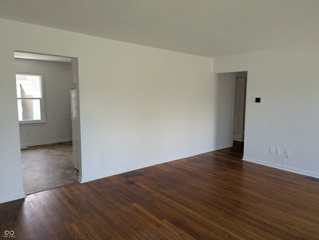 107 W Freeman Avenue, Seymour, IN 47274