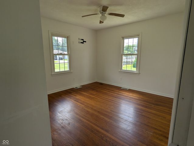 107 W Freeman Avenue, Seymour, IN 47274