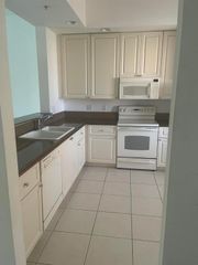 1 Harbour Isle Ph01 Drive E 1, Fort Pierce, FL 34949