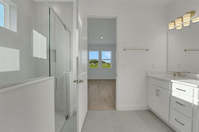 994 FIESTA KEY CIRCLE, Lady Lake, FL 32159