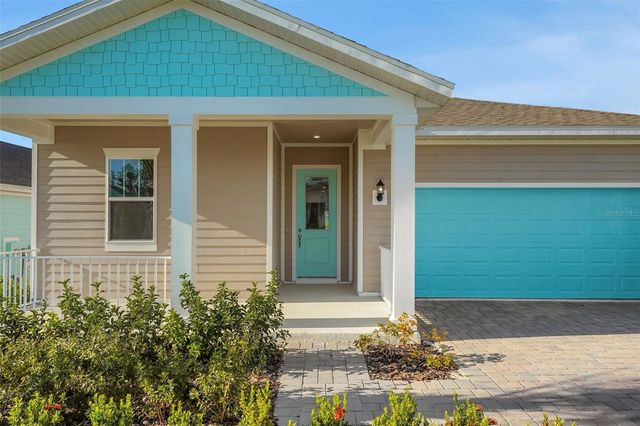 994 FIESTA KEY CIRCLE, Lady Lake, FL 32159