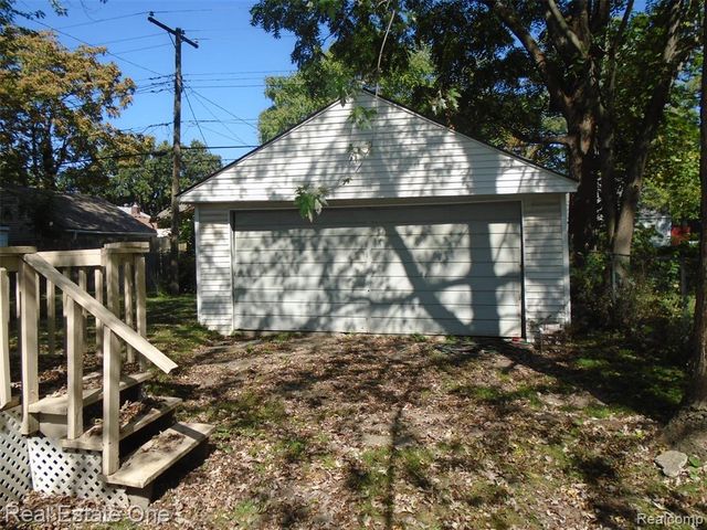 8087 Continental Avenue, Warren, MI 48089