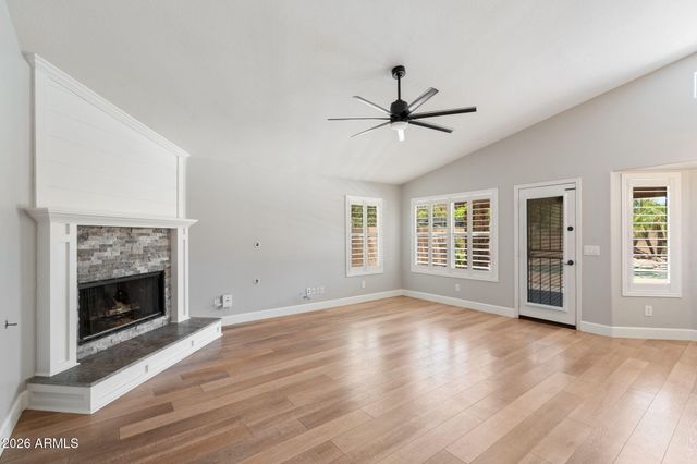 846 E CONSTITUTION Drive, Gilbert, AZ 85296
