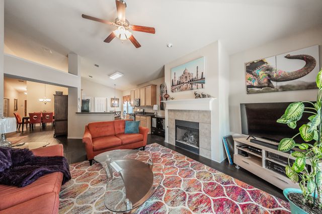 5896 Vista Heights Lane, Grand Prairie, TX 75052