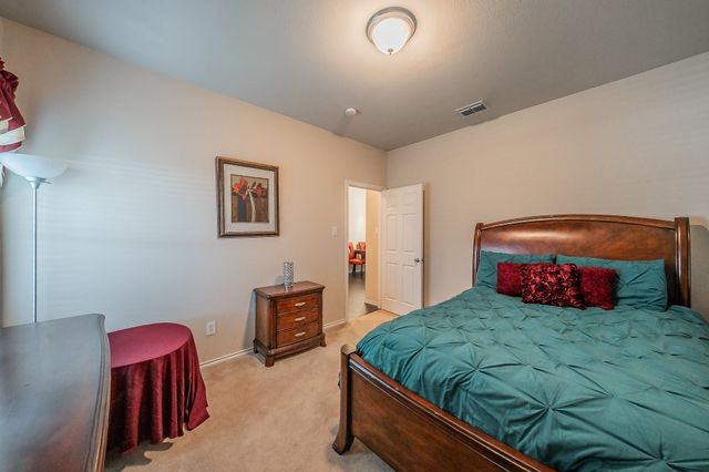 5896 Vista Heights Lane, Grand Prairie, TX 75052
