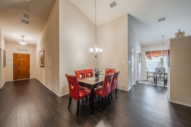 5896 Vista Heights Lane, Grand Prairie, TX 75052