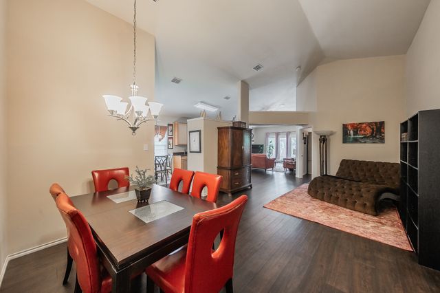 5896 Vista Heights Lane, Grand Prairie, TX 75052