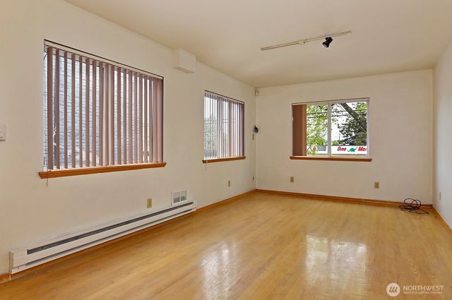 3015 Beacon Avenue S, Seattle, WA 98144