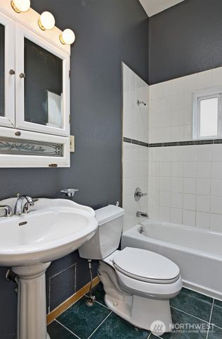 3015 Beacon Avenue S, Seattle, WA 98144
